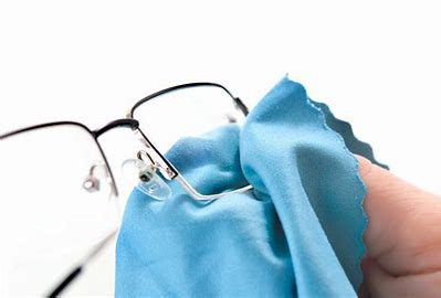 Glasses Lens Cleaner - Alpha Clinics